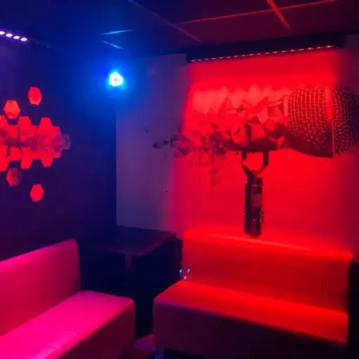 Réservation karaoké salle "Studio" (4 pers max)